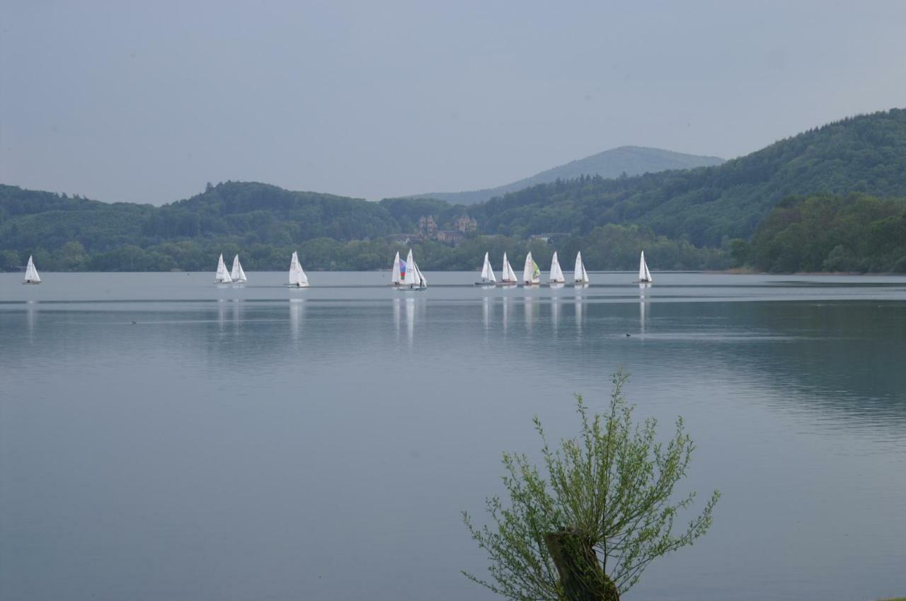 Vulkaneifel * Nickenich